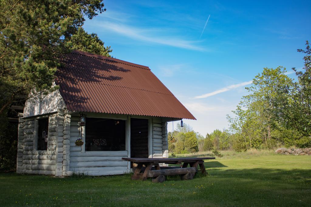 Kuusetuka Tourism Farm Villa Pahkla Exterior photo
