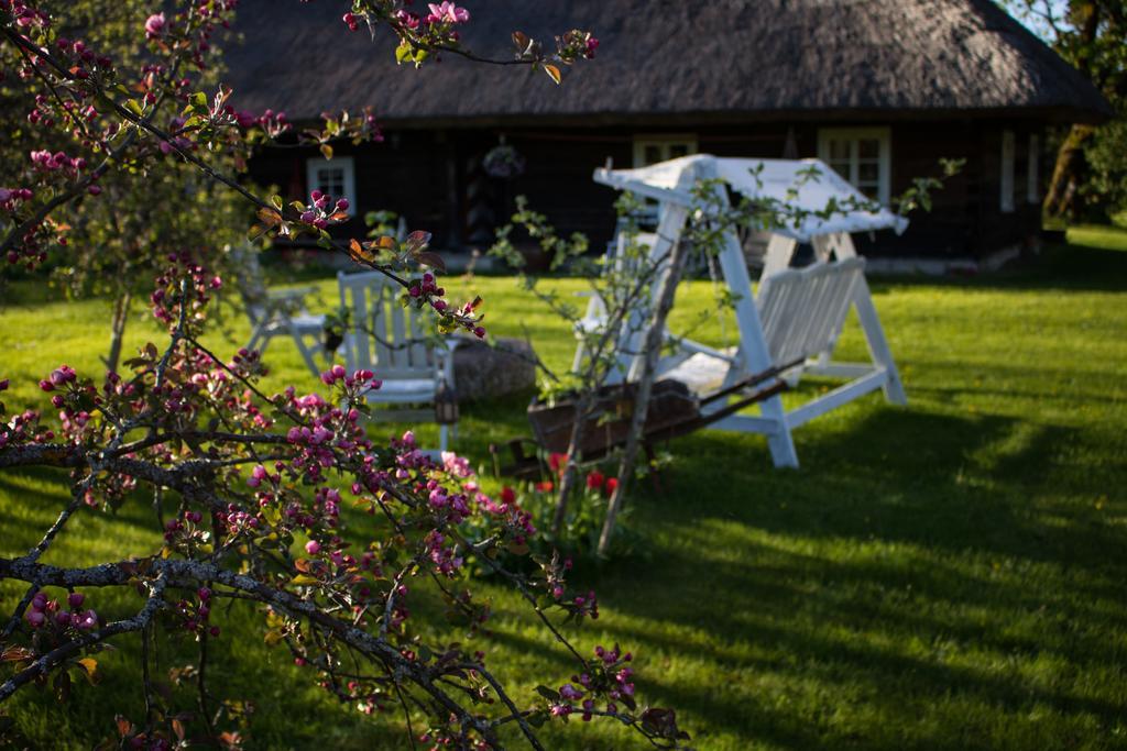 Kuusetuka Tourism Farm Villa Pahkla Exterior photo