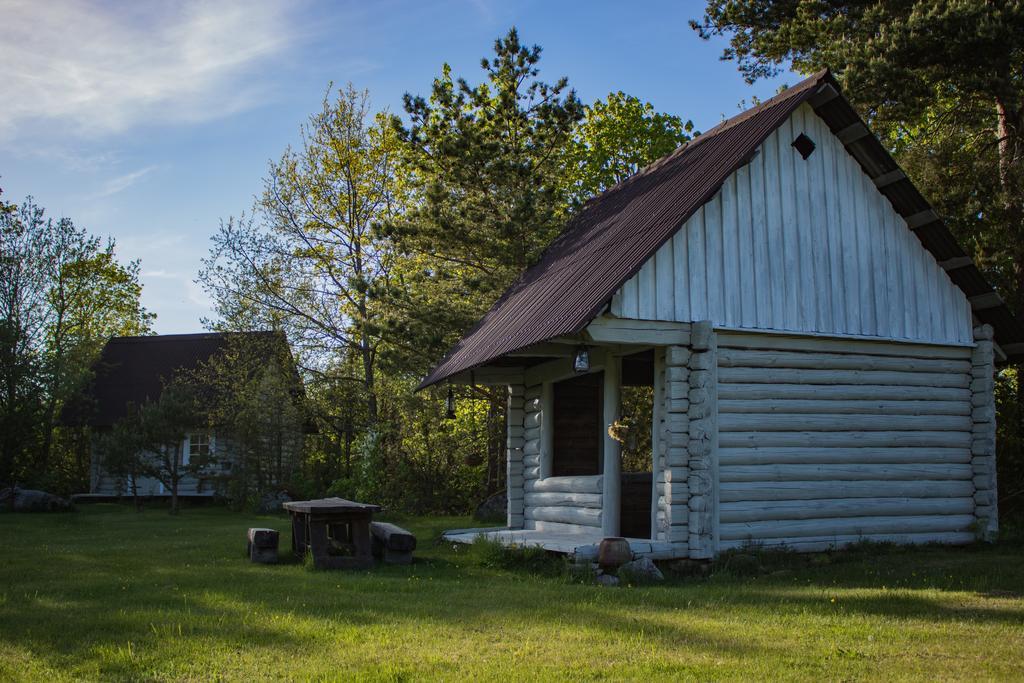 Kuusetuka Tourism Farm Villa Pahkla Exterior photo