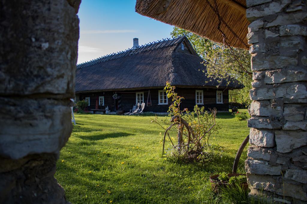 Kuusetuka Tourism Farm Villa Pahkla Exterior photo